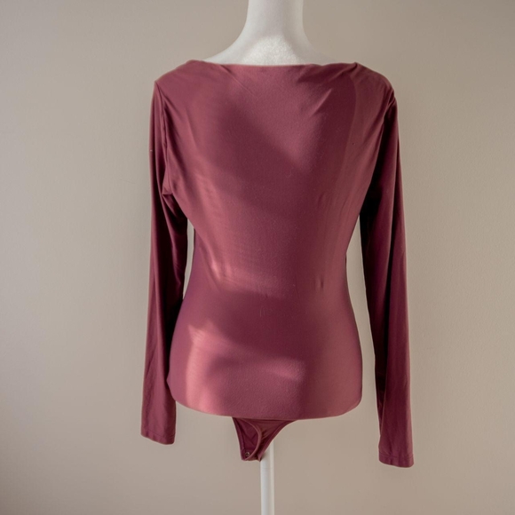 Abercrombie & Fitch Plum Long Sleeve Bodysuit - Picture 3 of 8